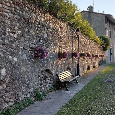 La Casa Nel Borgo Lägenhet San Felice del Benaco