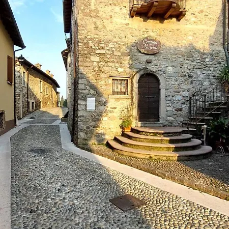 Lägenhet La Casa Nel Borgo San Felice del Benaco