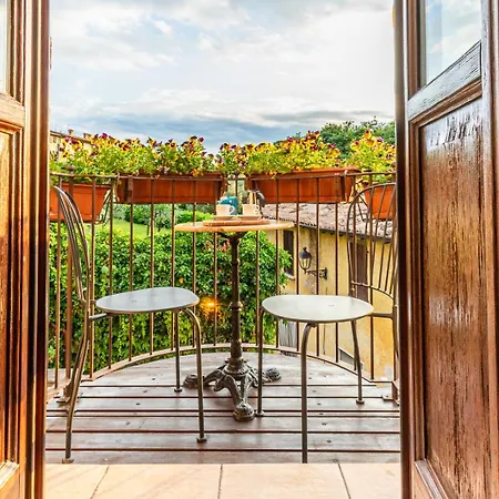 Lägenhet La Casa Nel Borgo San Felice del Benaco